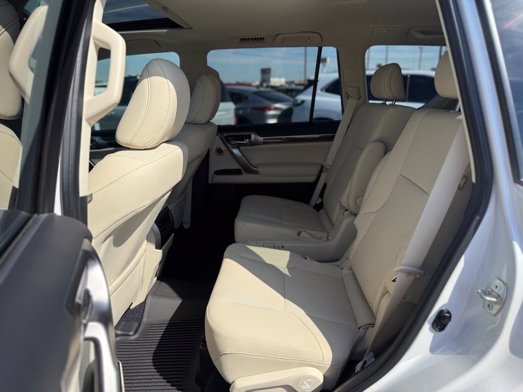 Used 2023 Lexus GX 460 Premium AWD/4WD image 13
