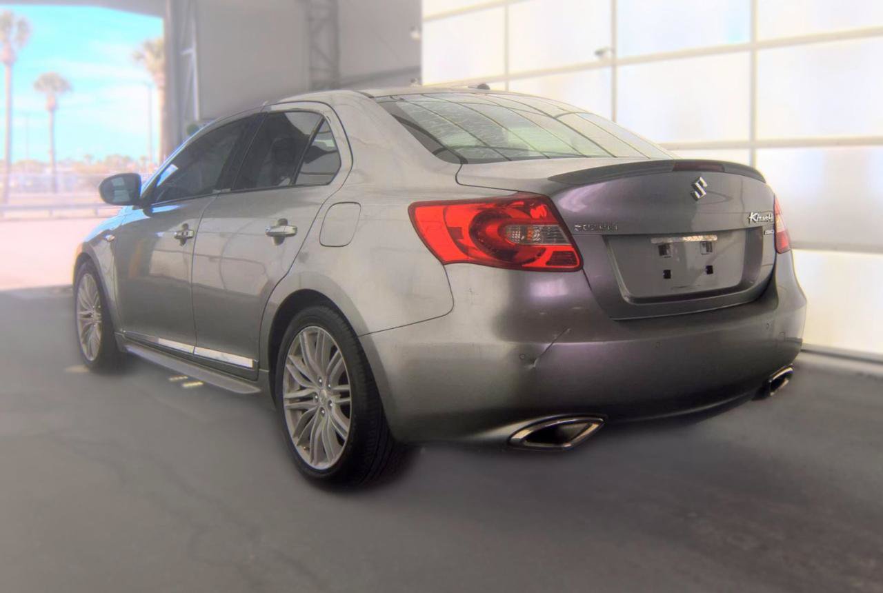 Used 2011 Suzuki Kizashi Sport SLS AWD/4WD image 6