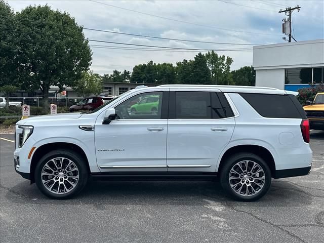 New 2026 GMC Yukon Denali w/ Denali Reserve Package AWD/4WD image 7