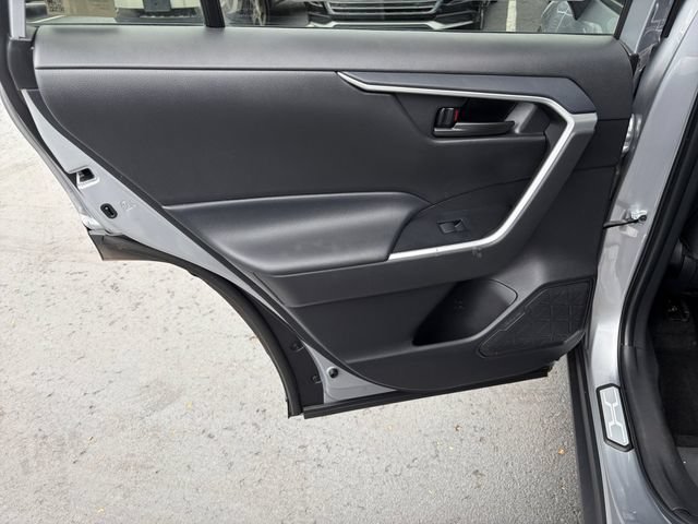 Used 2025 Toyota RAV4 LE AWD/4WD image 27