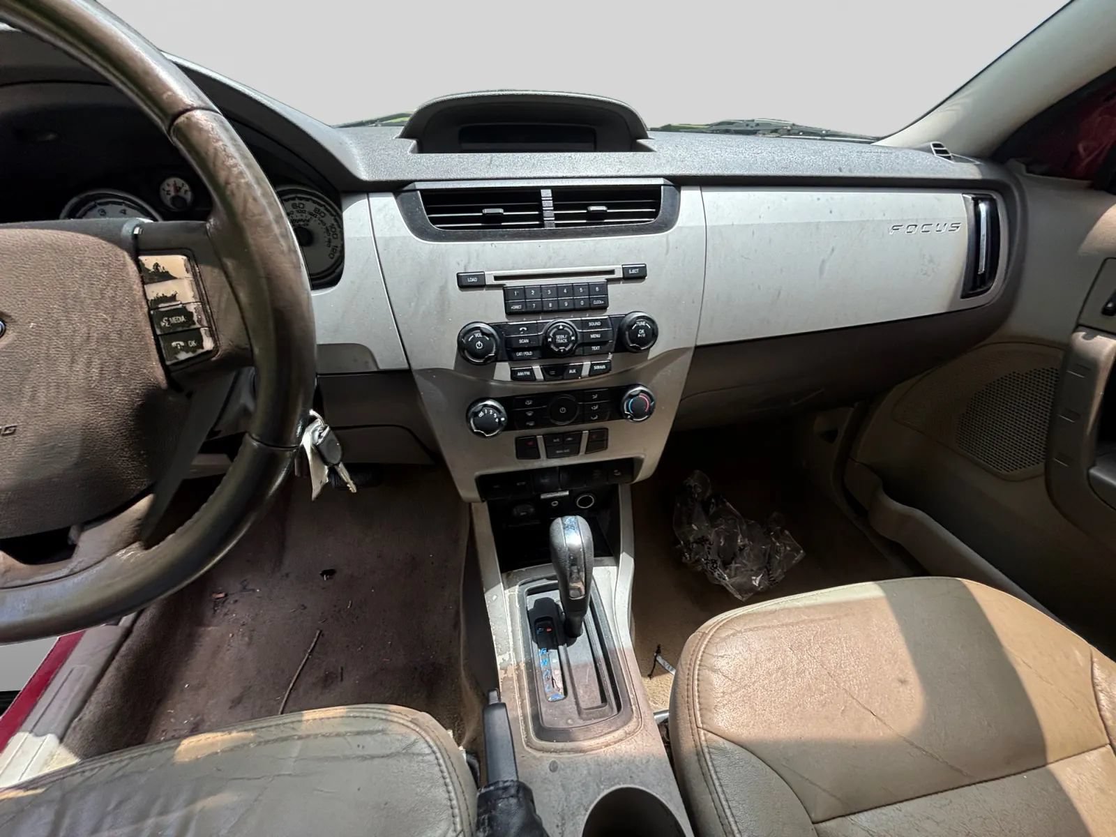 Used 2009 Ford Focus SEL FWD image 22