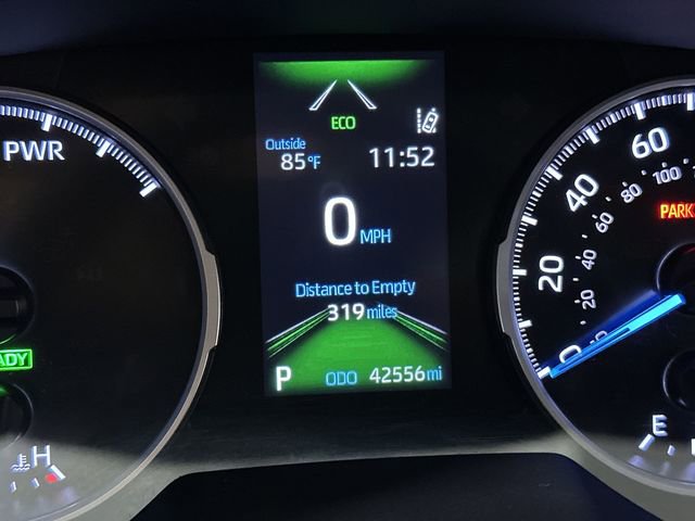 Used 2021 Toyota RAV4 LE AWD/4WD image 12