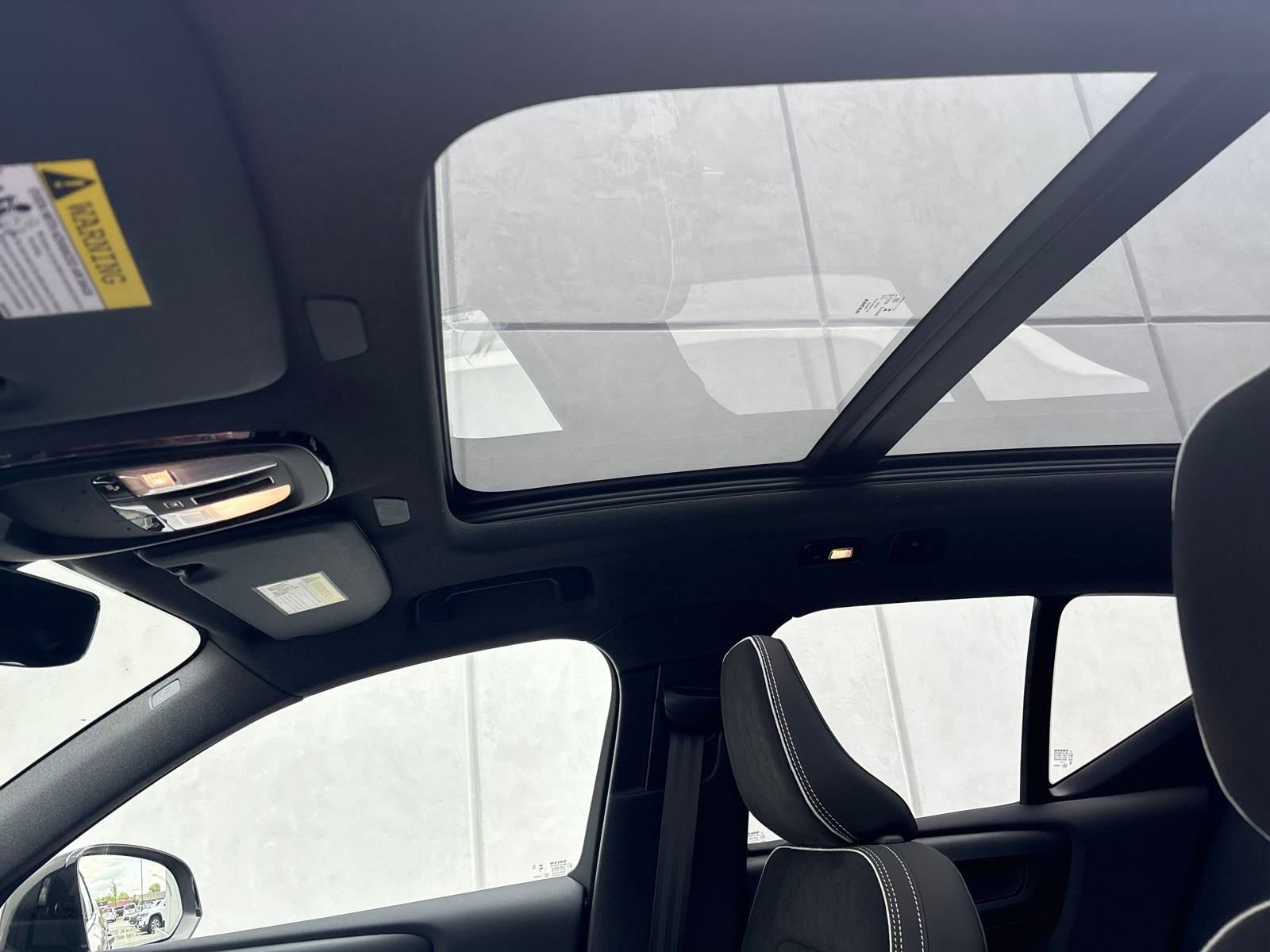 New 2026 Volvo XC40 B5 Ultra w/ Climate Package image 26