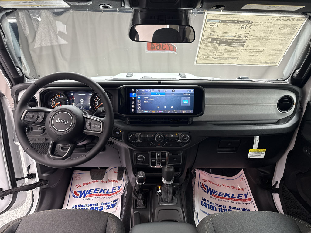 New 2026 Jeep Gladiator Sport AWD/4WD image 8