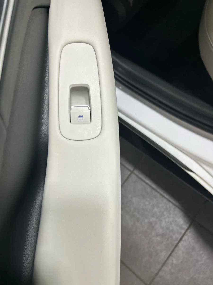 Used 2026 Hyundai Sonata SEL FWD image 26