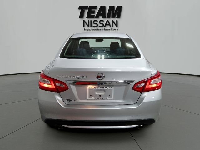 Used 2017 Nissan Altima 2.5 S w/ Power Driver Seat Package FWD image 5