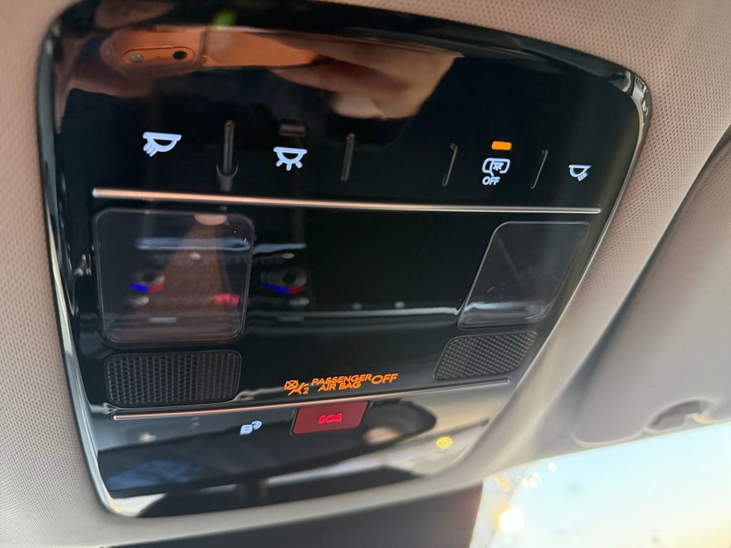 Used 2025 Hyundai Santa Fe SEL image 21