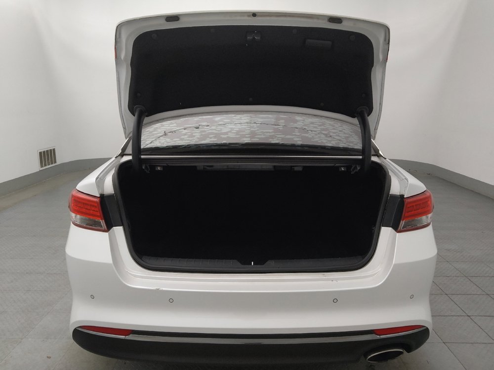 Used 2018 Kia Optima EX image 29