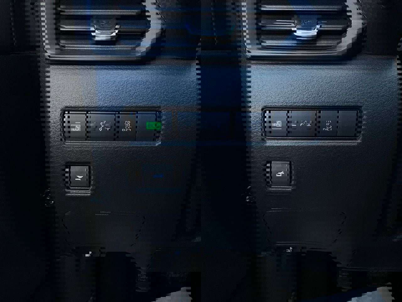 Used 2025 Nissan Sentra S image 20