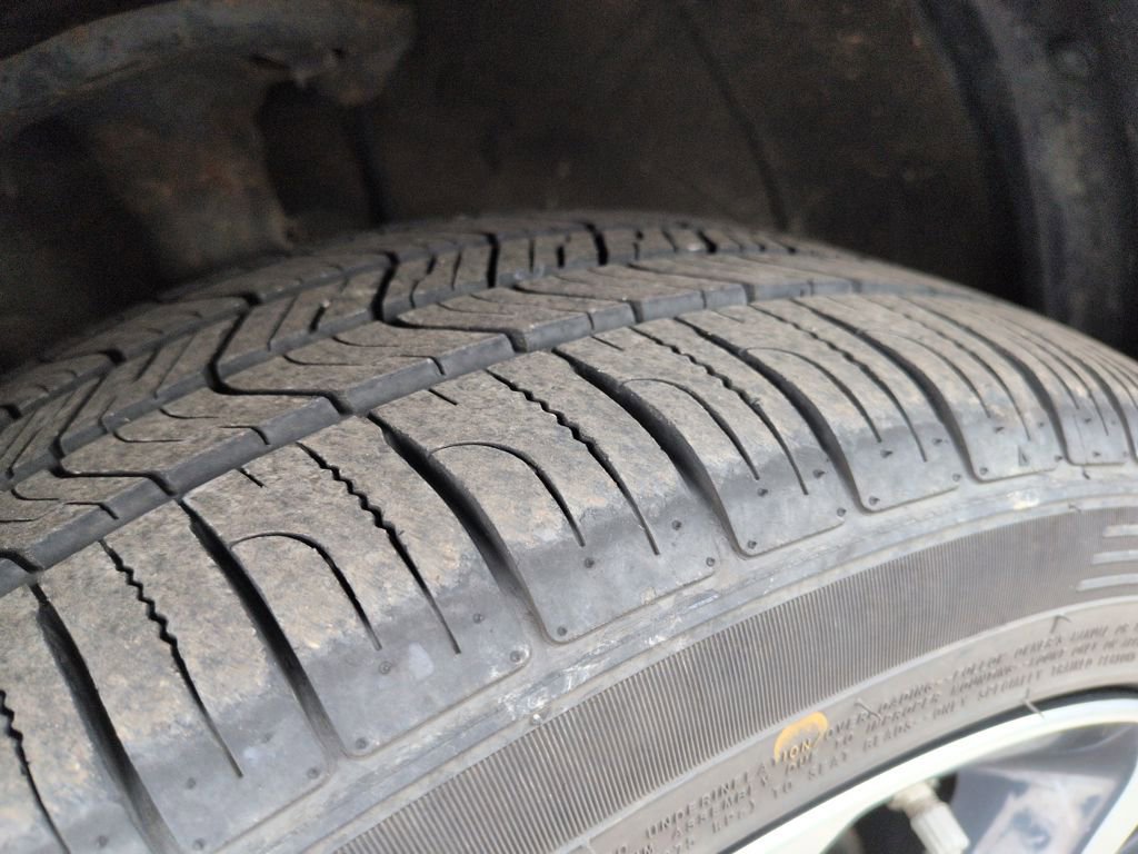 Used 2017 Toyota Corolla SE w/ Carpet Mat Package (TMS) image 29