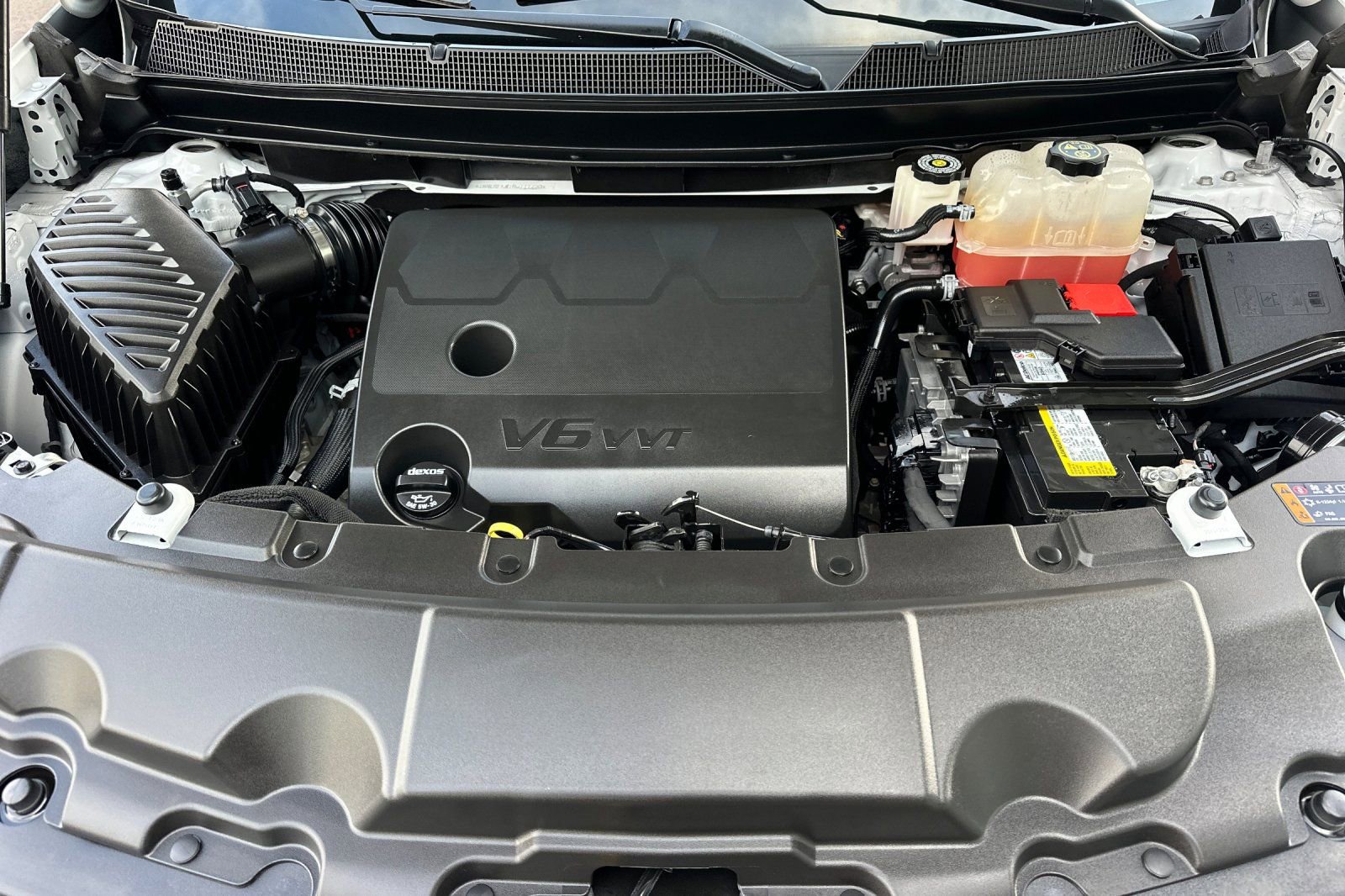 Certified 2023 Chevrolet Traverse LS w/ Midnight/Sport Edition image 25