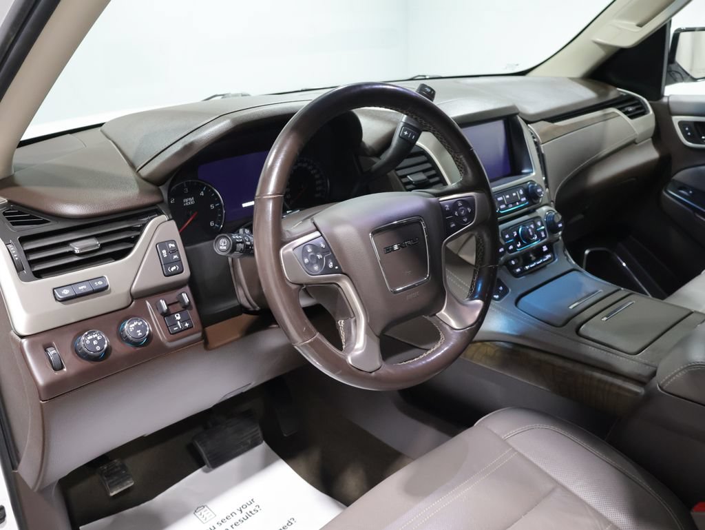 Used 2018 GMC Yukon Denali w/ Open Road Package AWD/4WD image 16