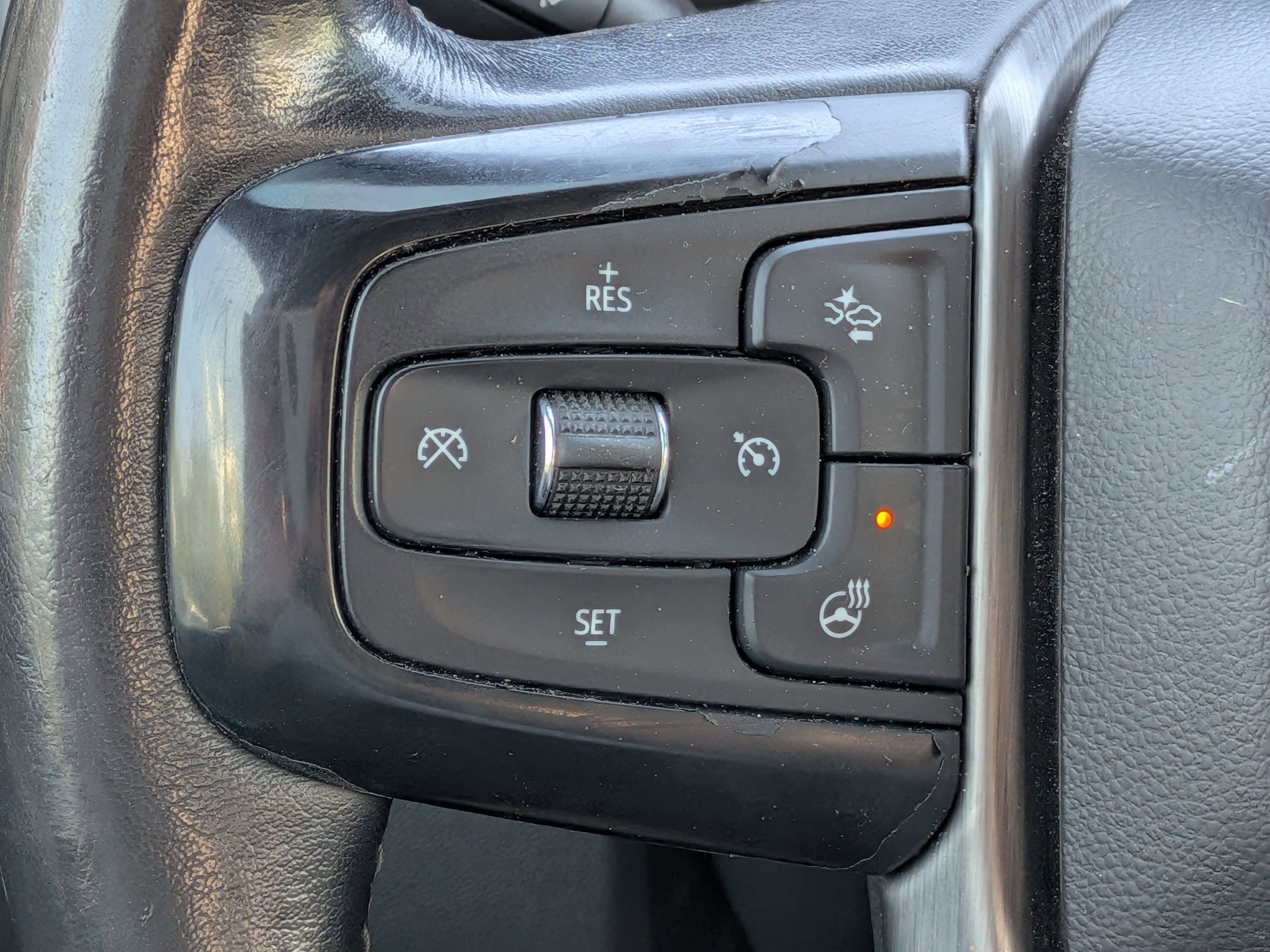 Certified 2020 GMC Sierra 2500 Denali w/ Denali Ultimate Package AWD/4WD image 27