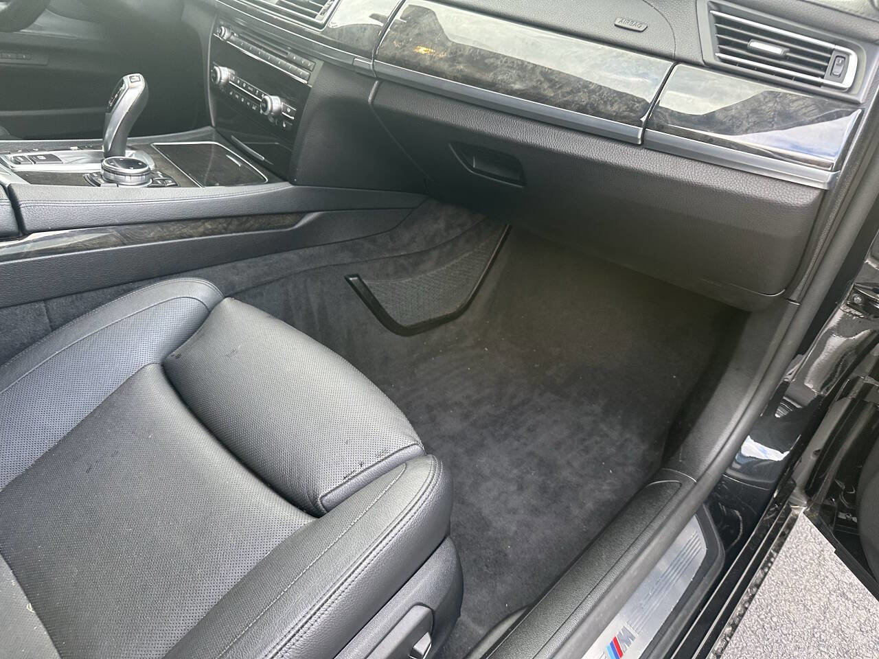 Used 2014 BMW 740Li image 15