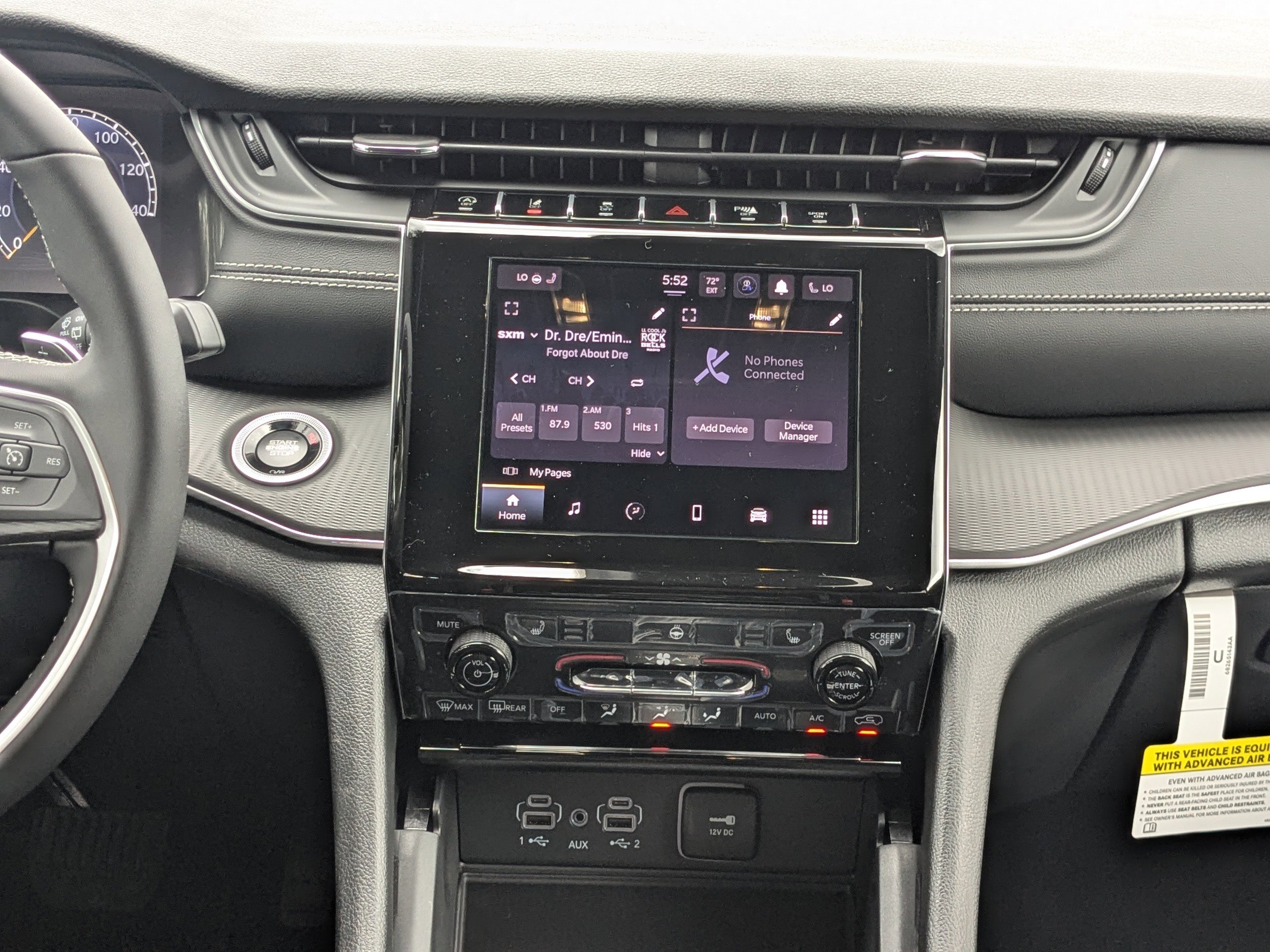 New 2026 Jeep Grand Cherokee Altitude 4x2 image 17