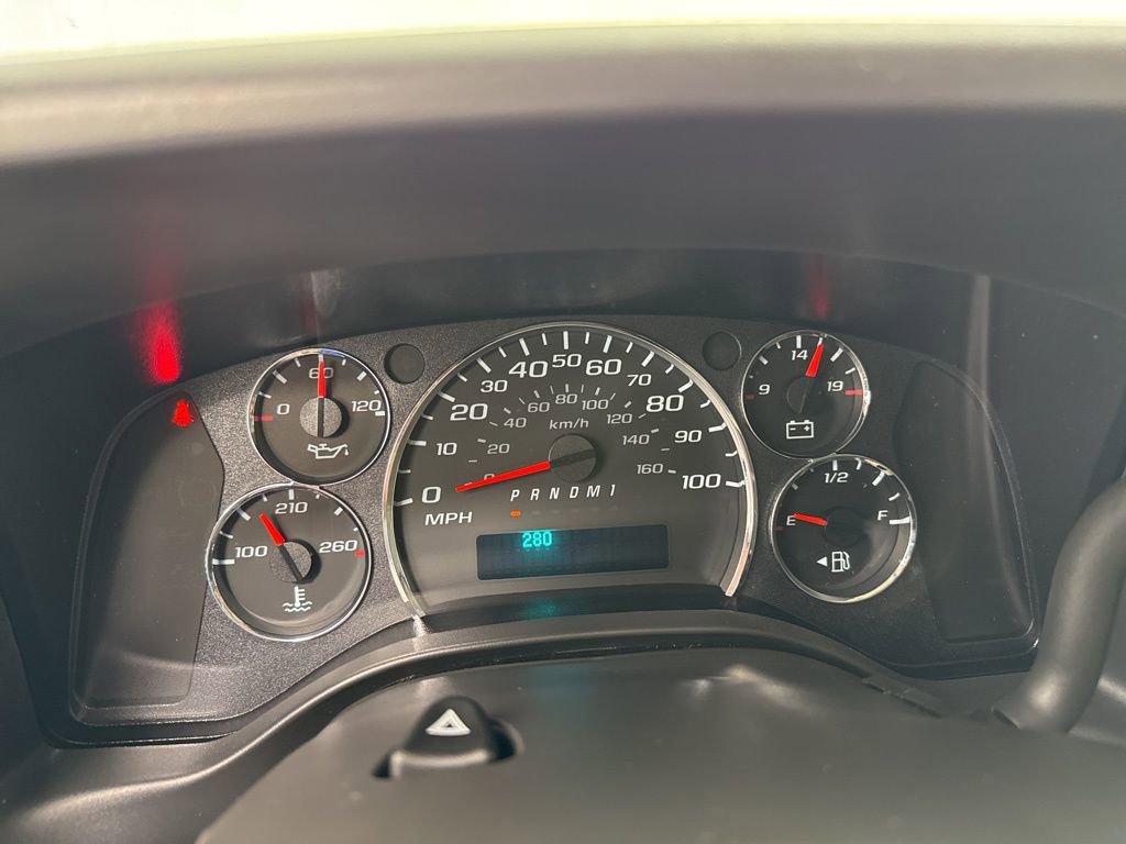 New 2025 Chevrolet Express 2500 w/ Driver Convenience Package image 26