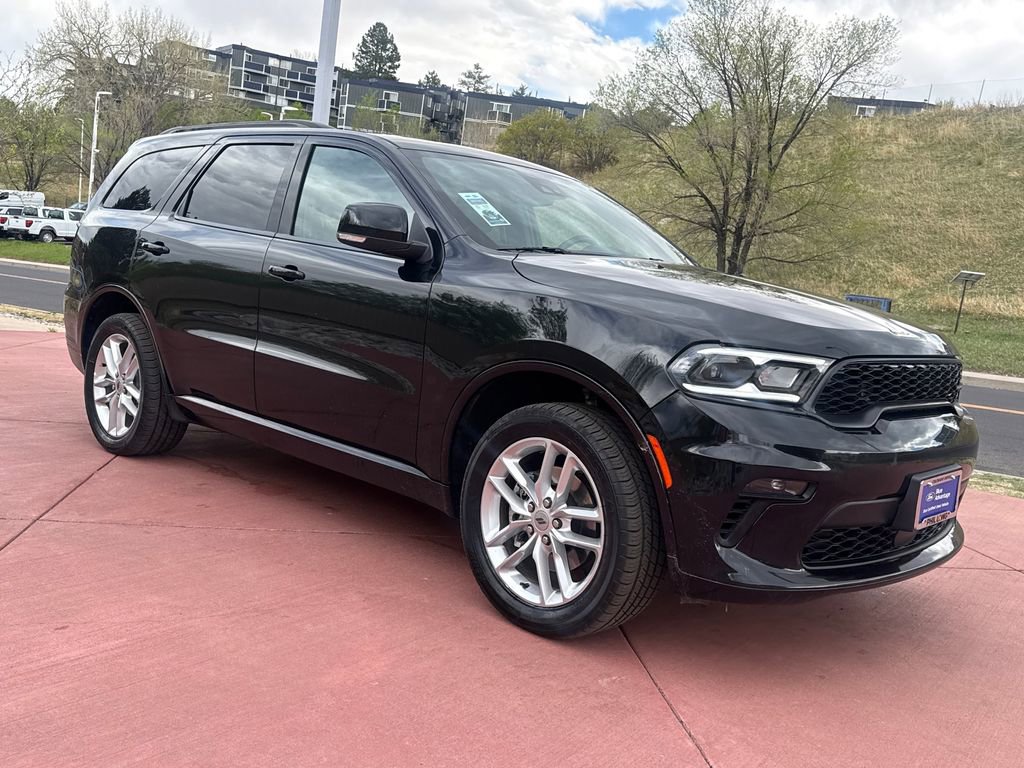Used 2023 Dodge Durango GT image 1