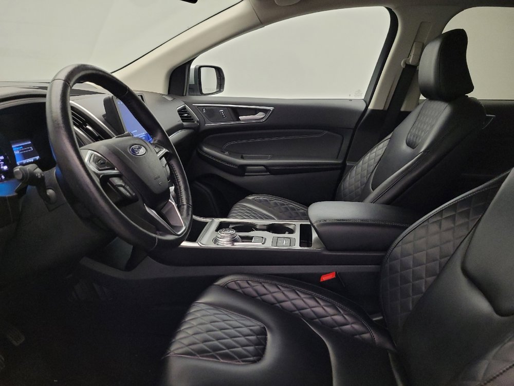 Used 2024 Ford Edge Titanium image 17