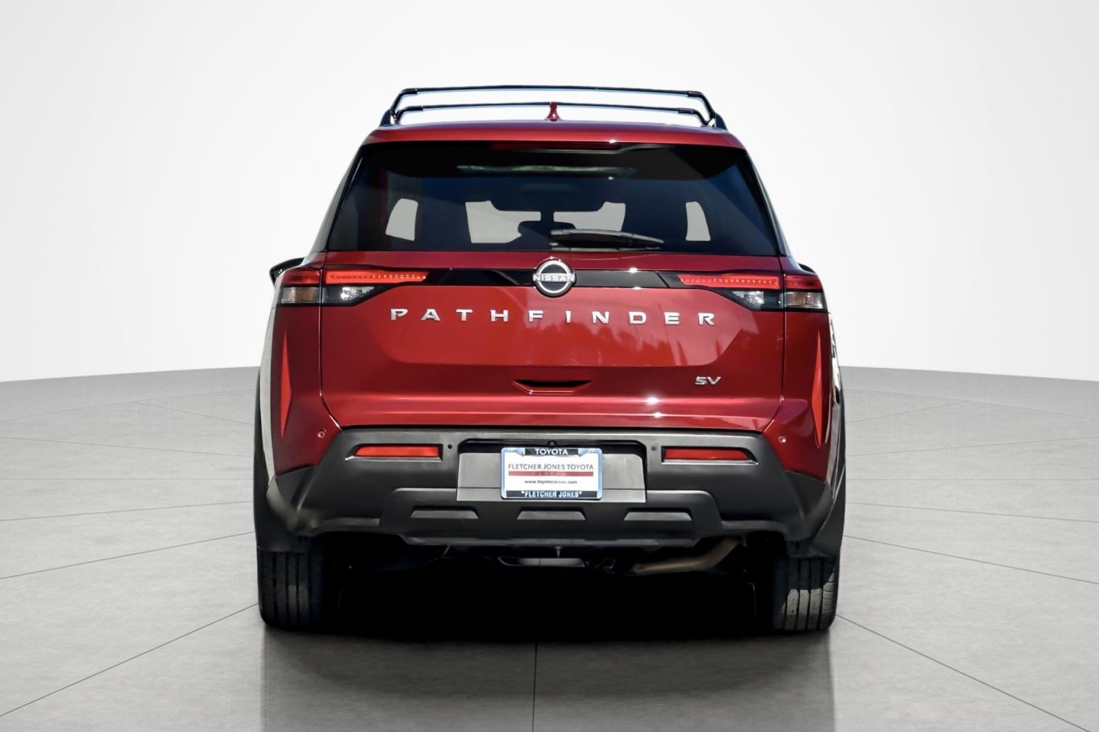 Used 2024 Nissan Pathfinder SV w/ SV Premium Package FWD image 4