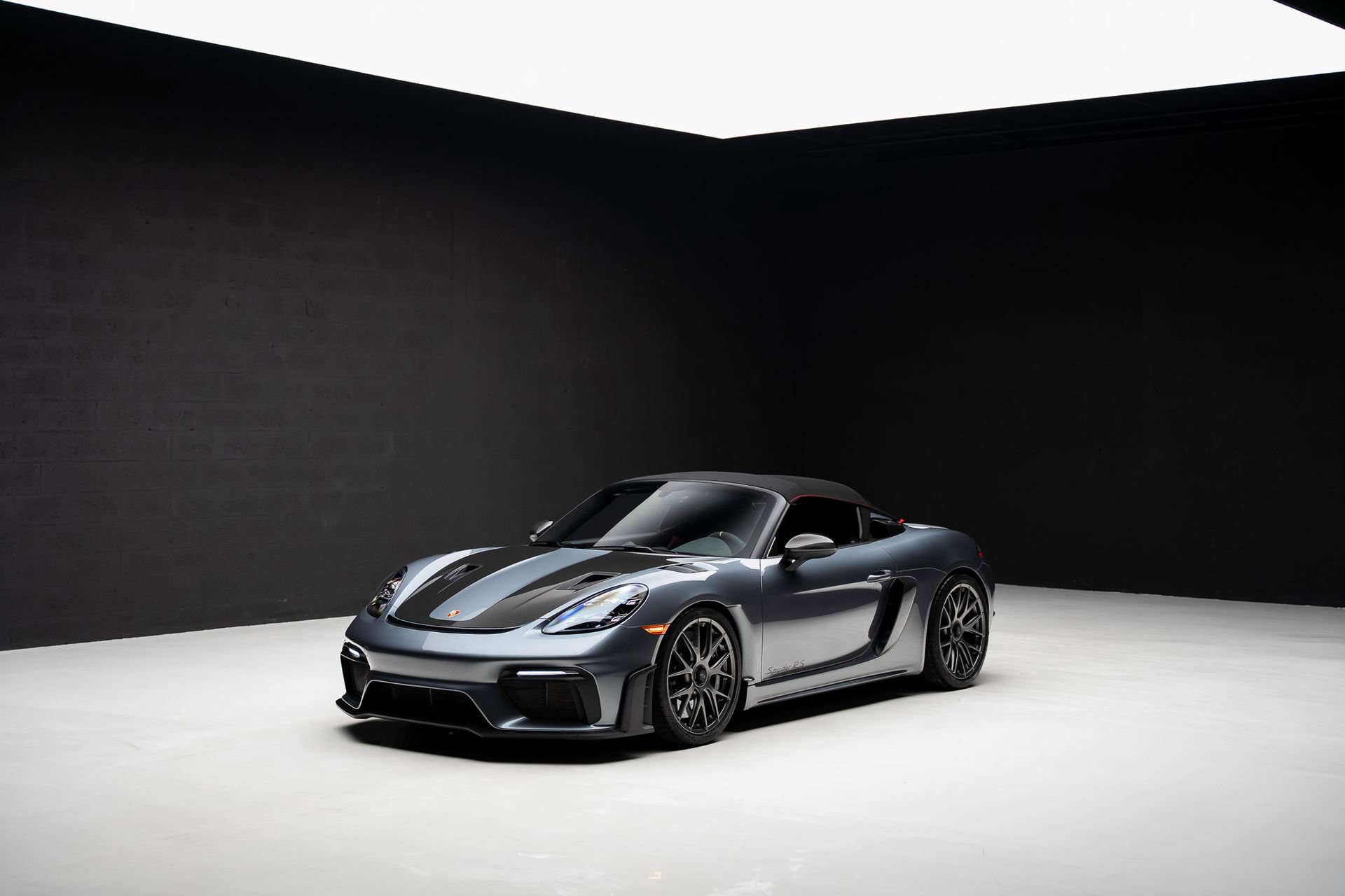 Used 2024 Porsche 718 Boxster Spyder RS RWD image 4