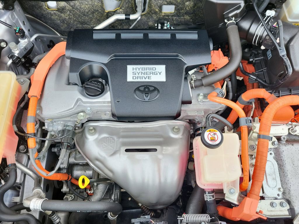 Used 2018 Toyota RAV4 LE w/ Carpet Mat Package AWD/4WD image 15