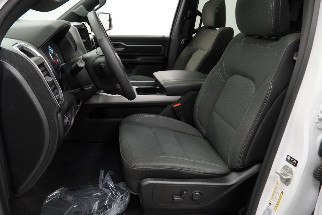 Used 2025 RAM 1500 Big Horn AWD/4WD image 16