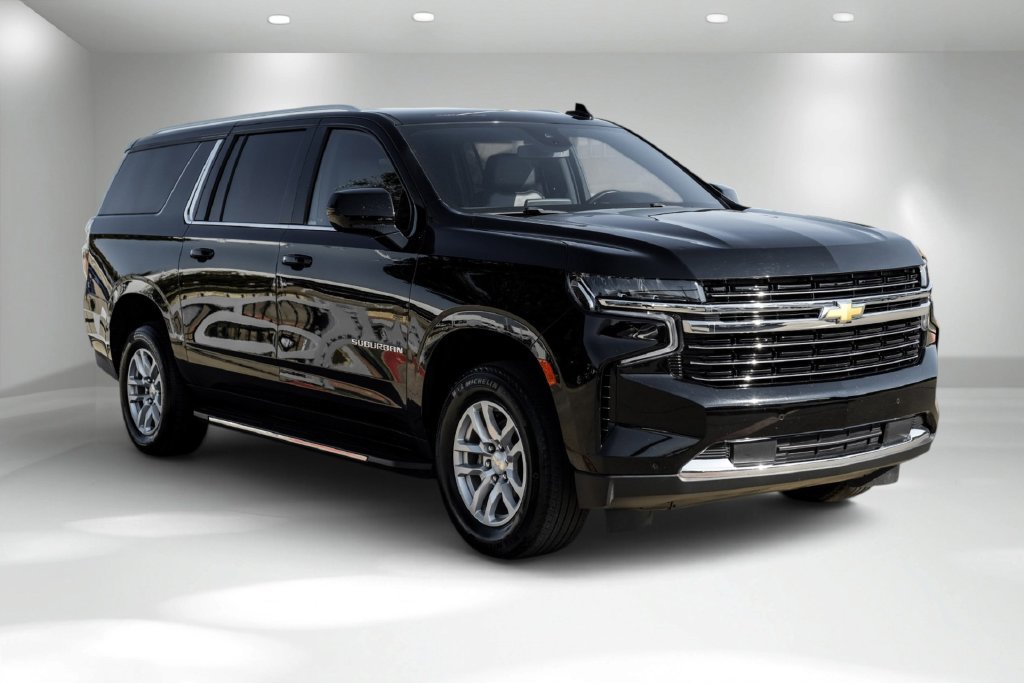 Used 2024 Chevrolet Suburban LT RWD image 5