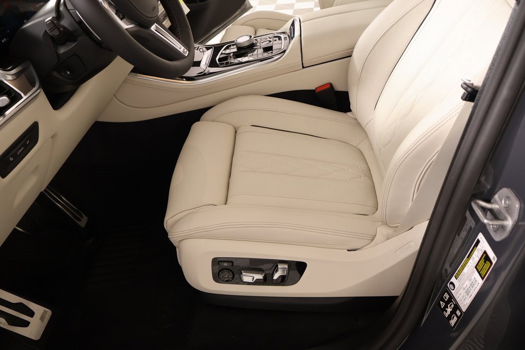 New 2026 BMW X5 M60i image 11