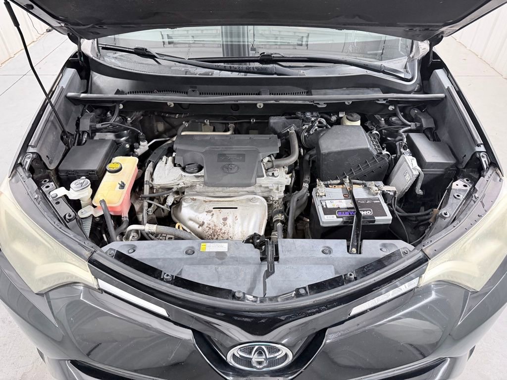 Used 2016 Toyota RAV4 XLE FWD image 40