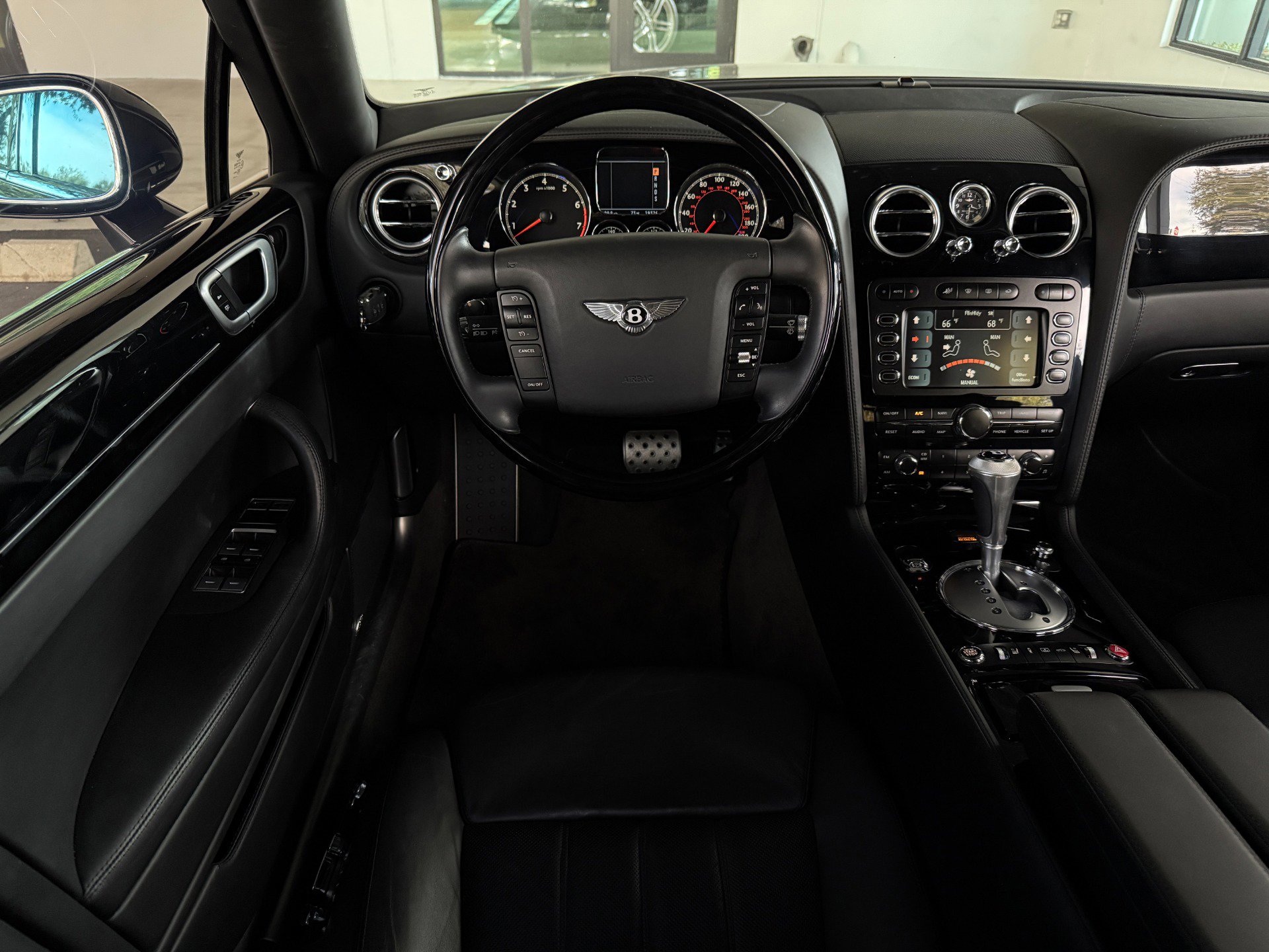 Used 2009 Bentley Flying Spur Flying Spur Speed image 39