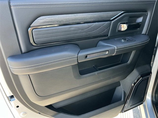 New 2026 RAM 2500 Limited image 17