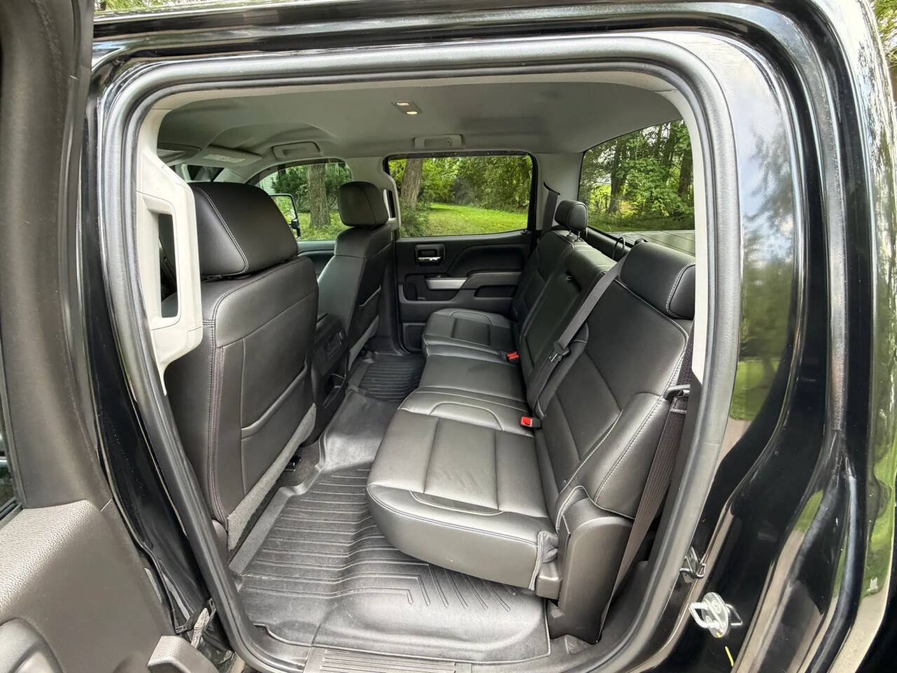 Used 2017 Chevrolet Silverado 2500 LTZ w/ Duramax Plus Package AWD/4WD image 18