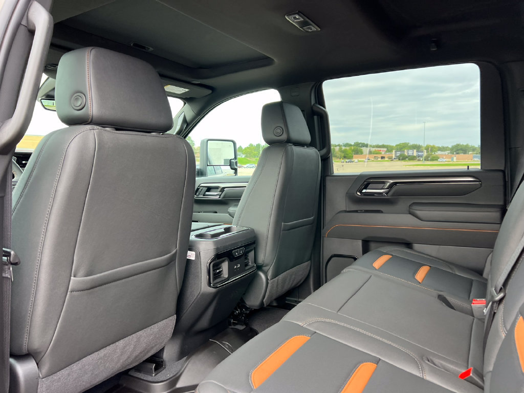 New 2026 GMC Sierra 2500 AT4 w/ AT4 Premium Plus Package AWD/4WD image 48
