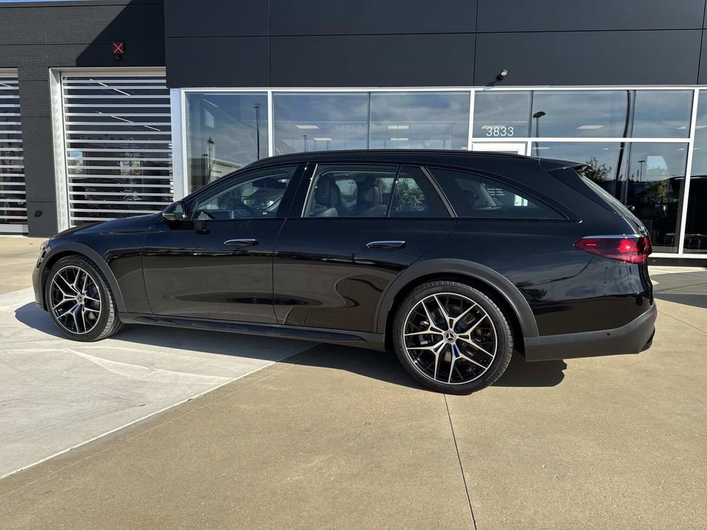 New 2026 Mercedes-Benz E 450 4MATIC All-Terrain Wagon image 4