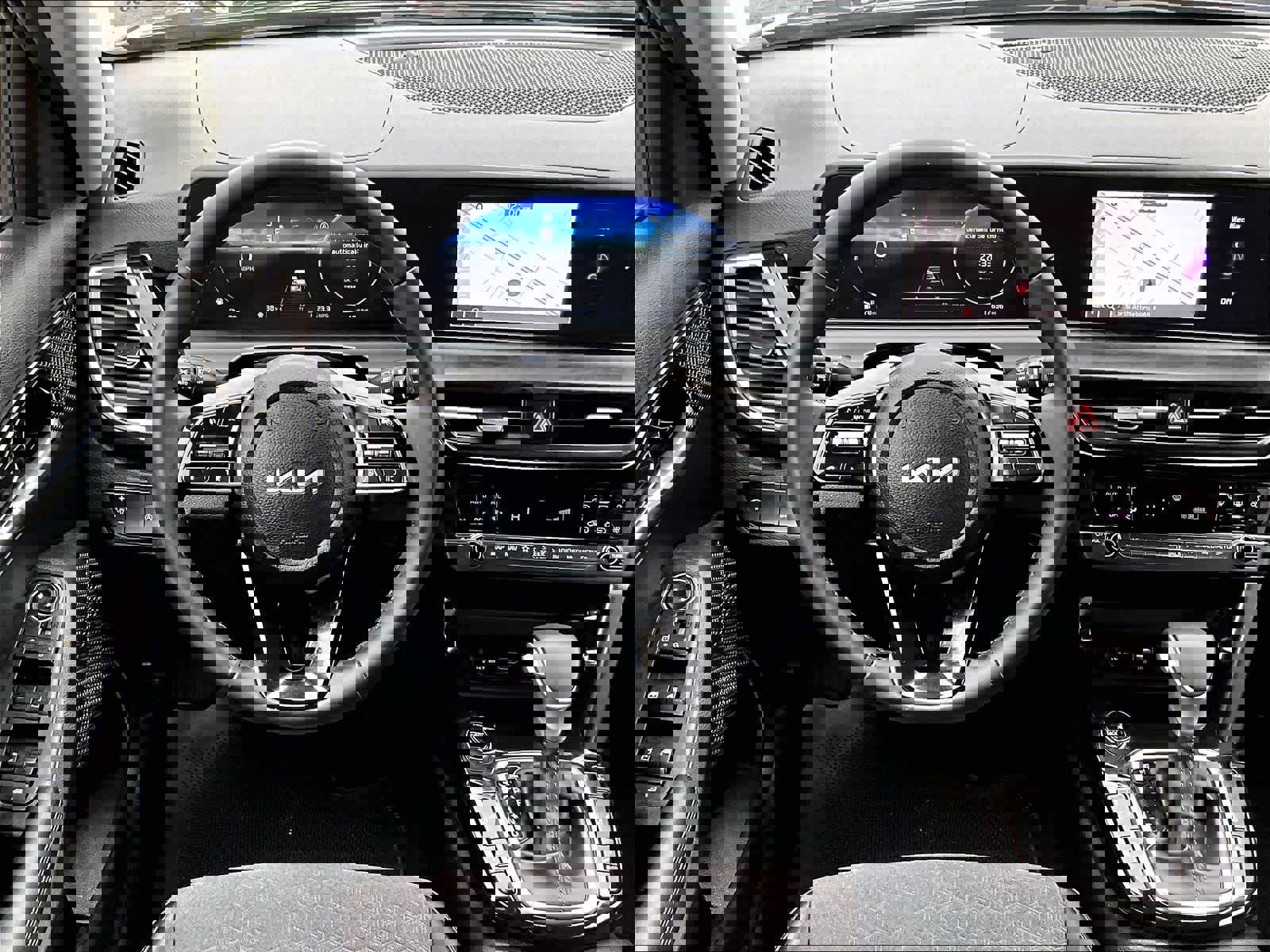 Used 2024 Kia Seltos S image 17