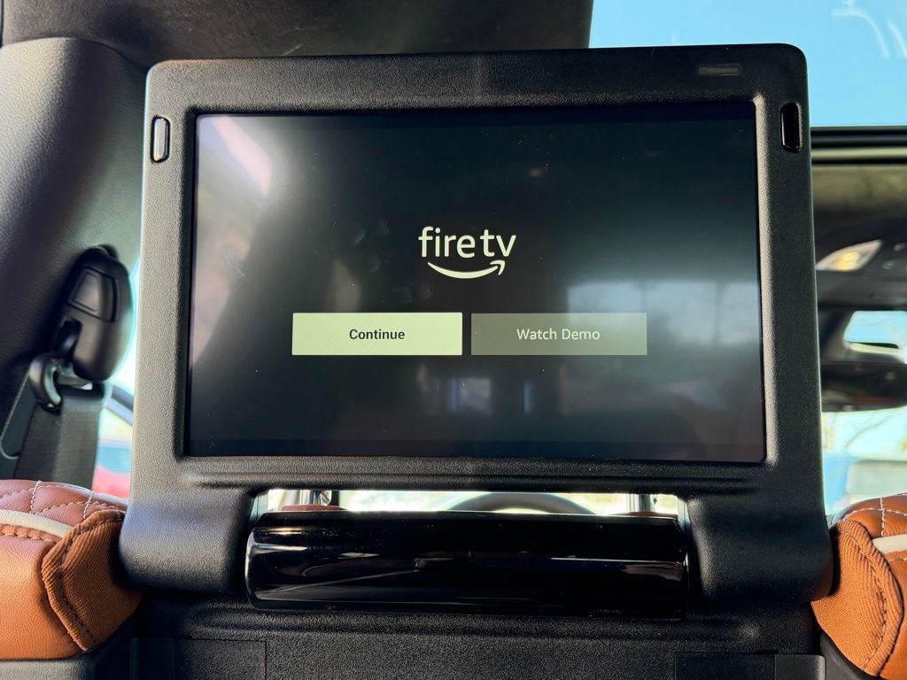 Used 2024 Chrysler Pacifica Pinnacle image 29