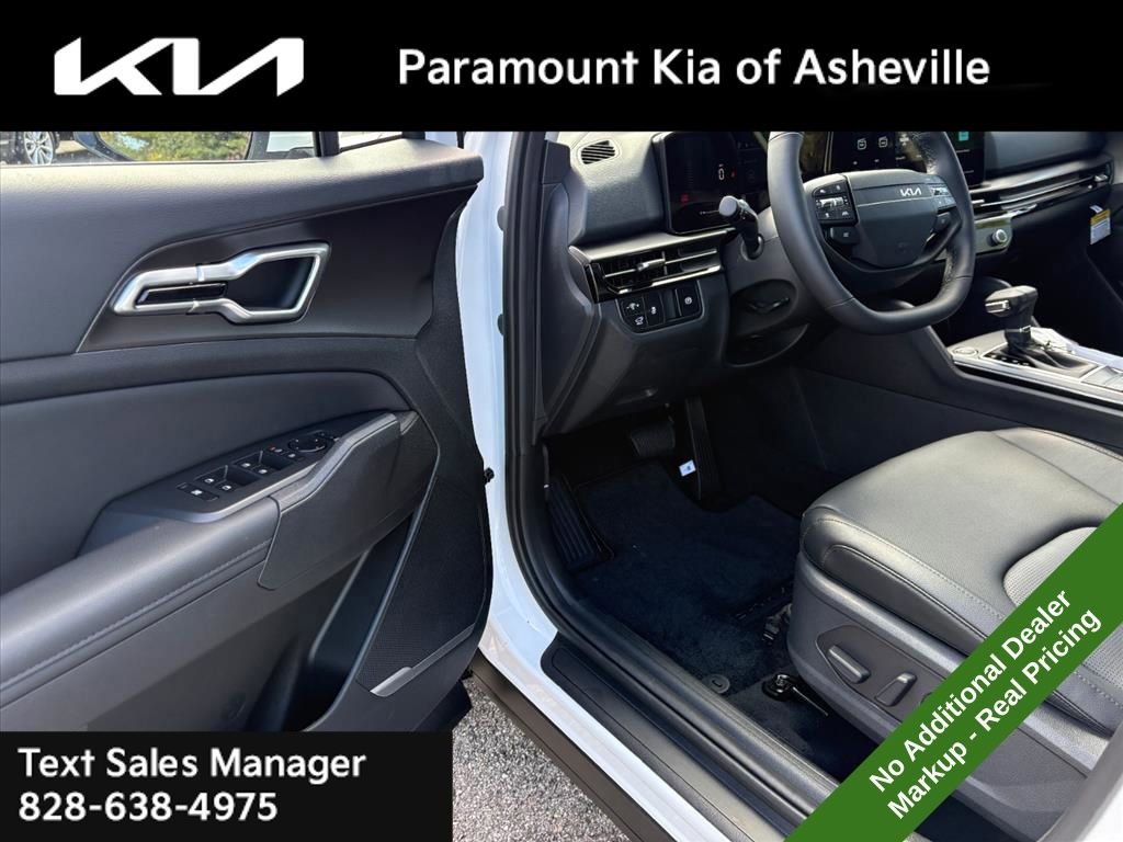 New 2026 Kia Sportage EX w/ EX Panorama Roof Package image 17