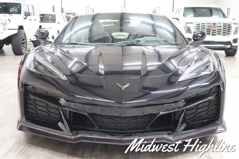 Used 2023 Chevrolet Corvette Z06 image 12