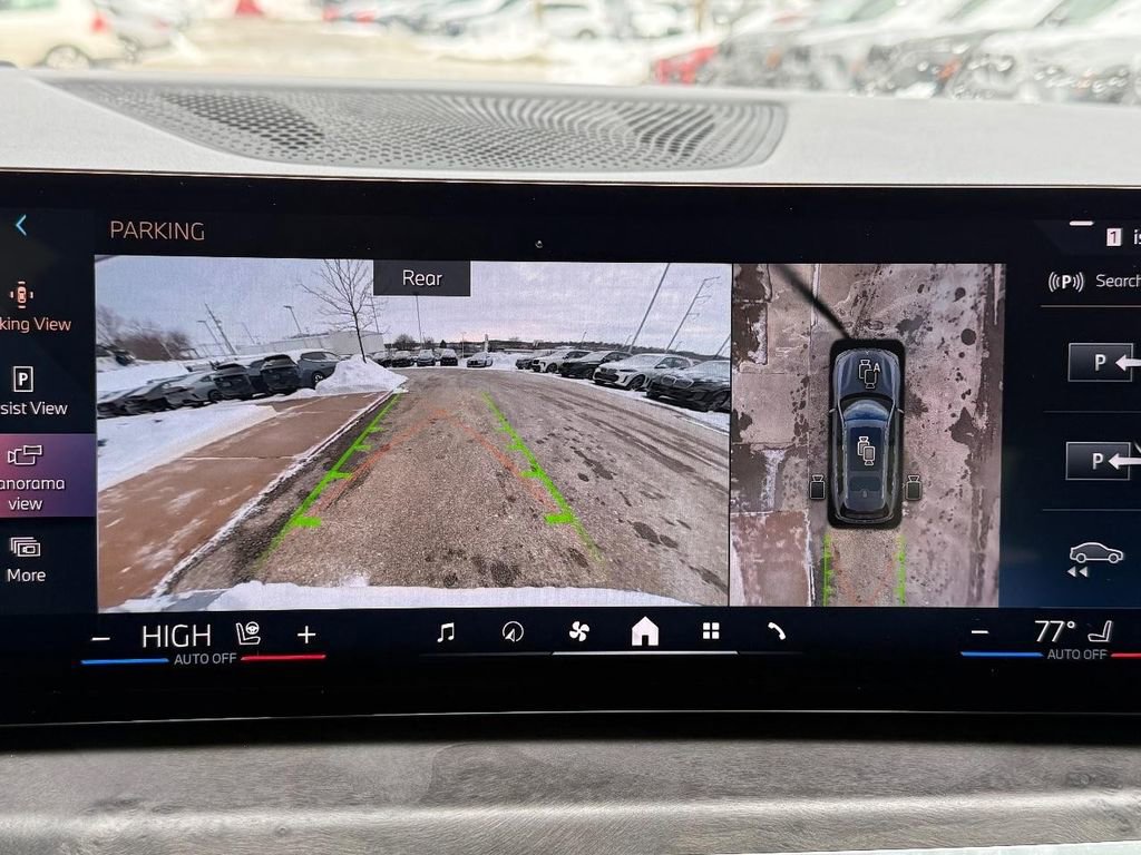 Used 2024 BMW X7 xDrive40i w/ Executive Package image 19