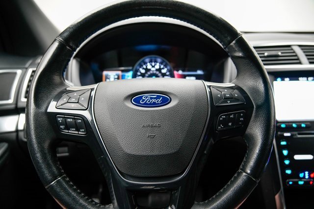 Used 2017 Ford Explorer Limited w/ Equipment Group 301A image 32