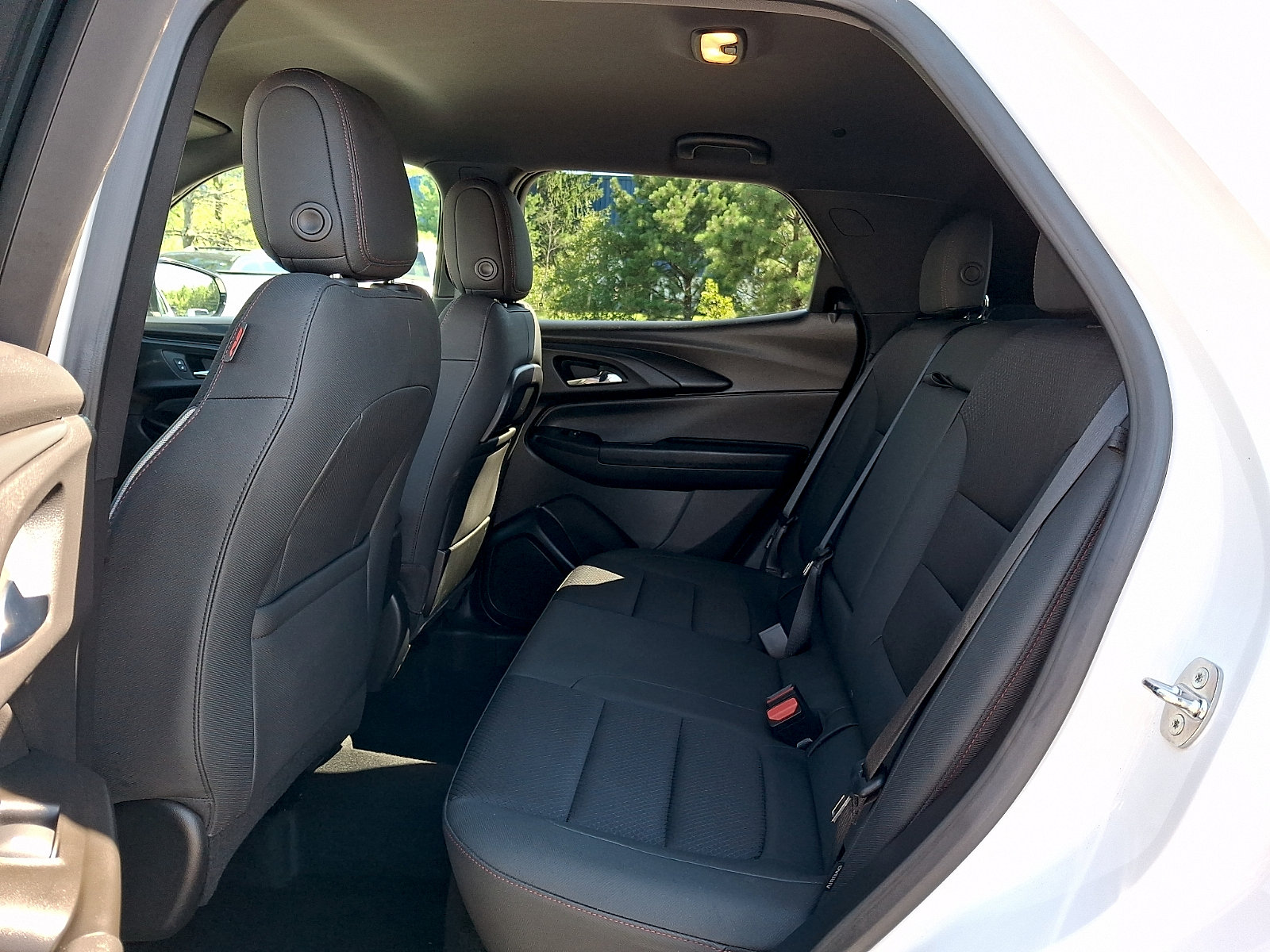 Certified 2023 Chevrolet TrailBlazer RS w/ Convenience Package AWD/4WD image 10