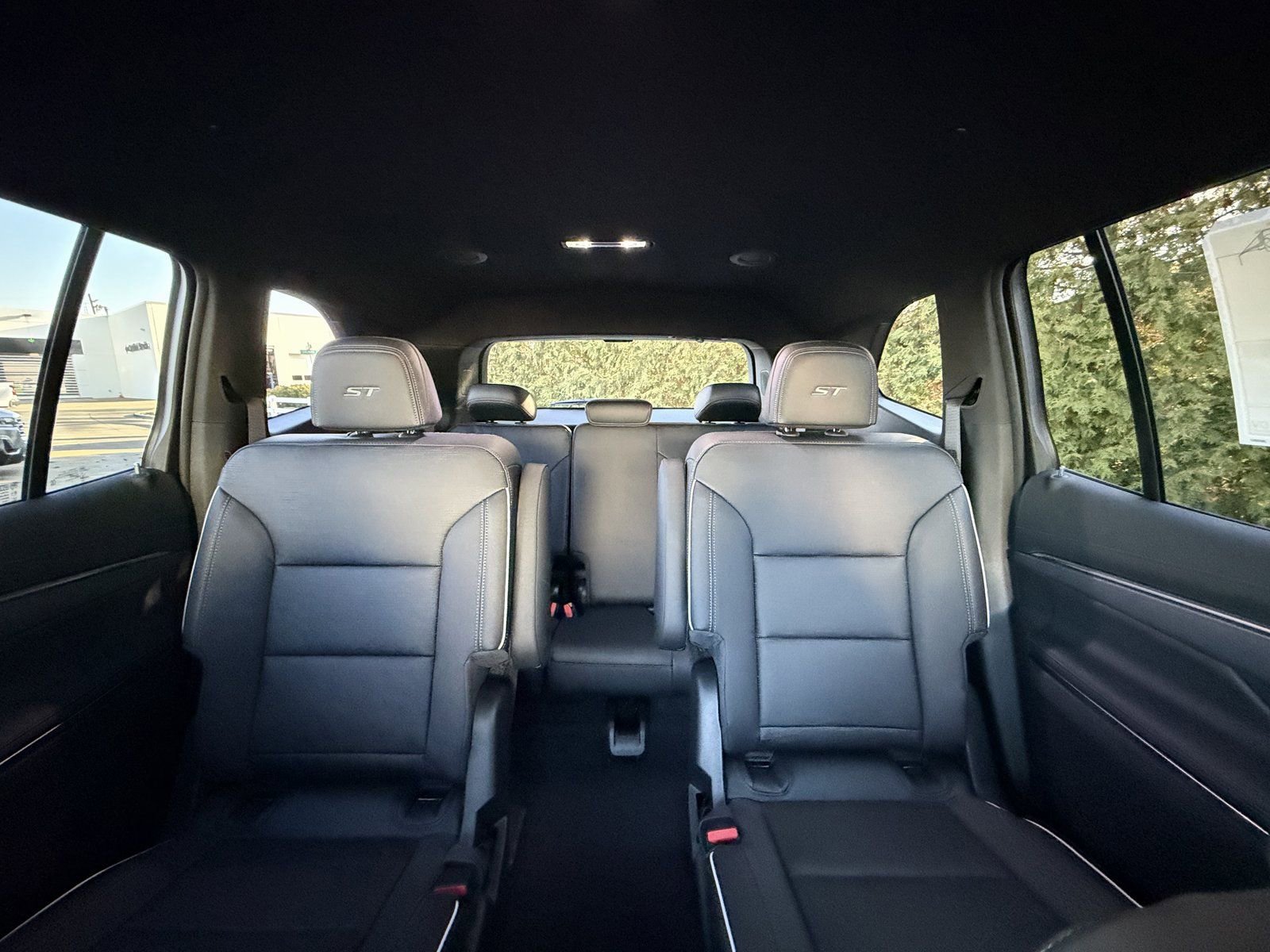 New 2026 Buick Enclave Sport Touring w/ Power Package FWD image 3