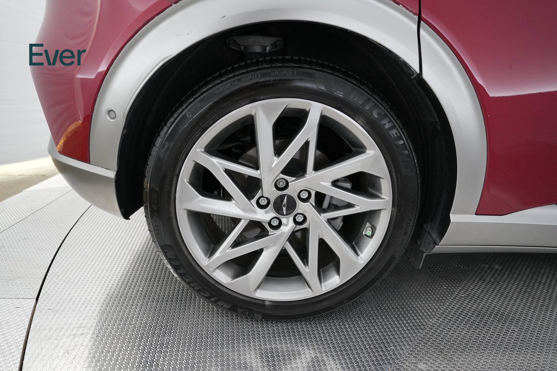 Used 2023 Genesis GV60 Advanced AWD/4WD image 9