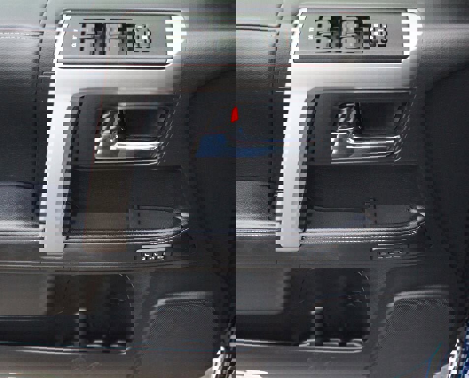 Used 2024 Toyota 4Runner Limited image 30