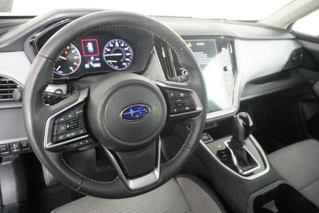 Used 2025 Subaru Outback Premium image 27