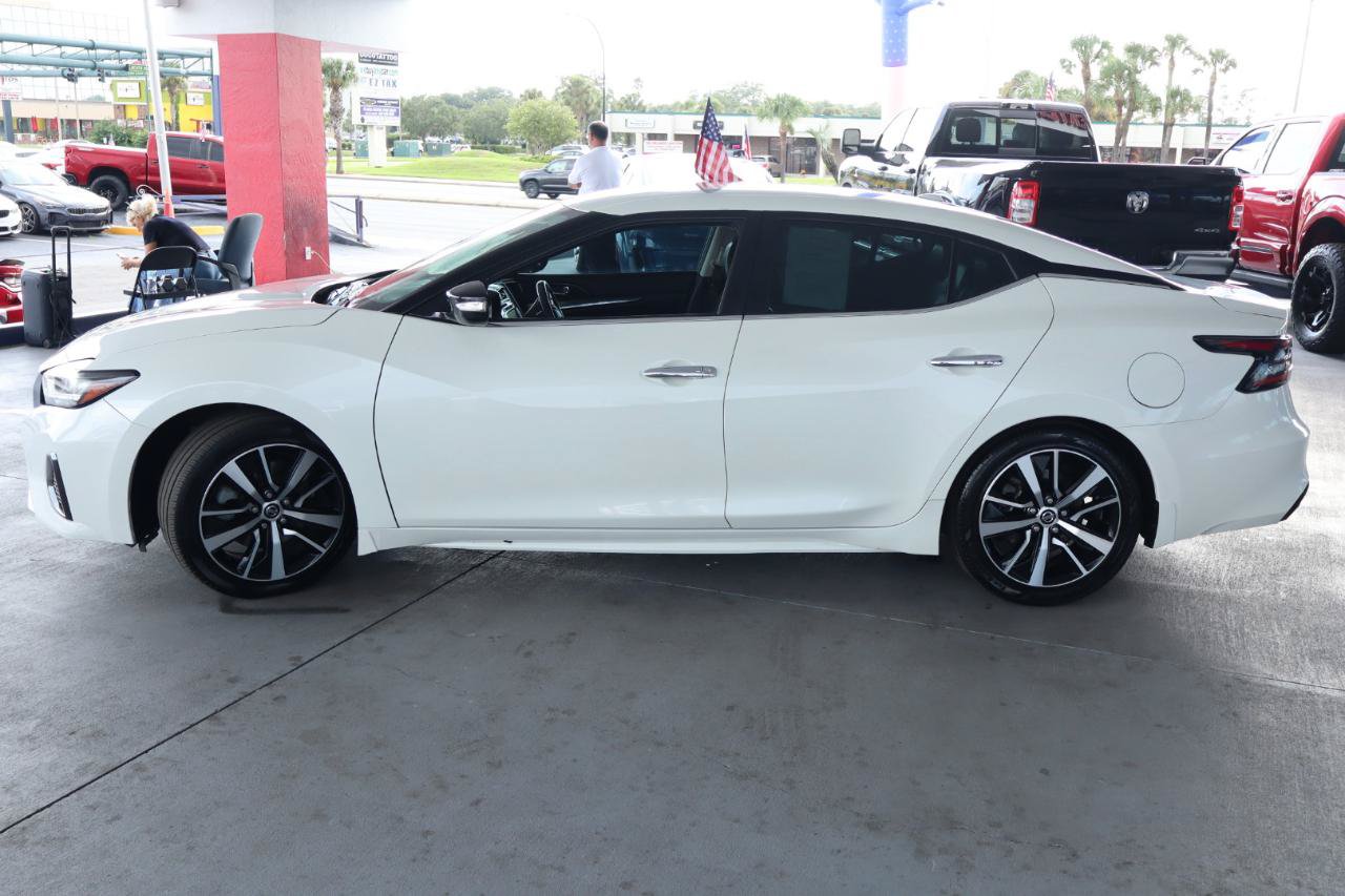 Used 2021 Nissan Maxima 3.5 SV w/ Floor Mat Group FWD image 8