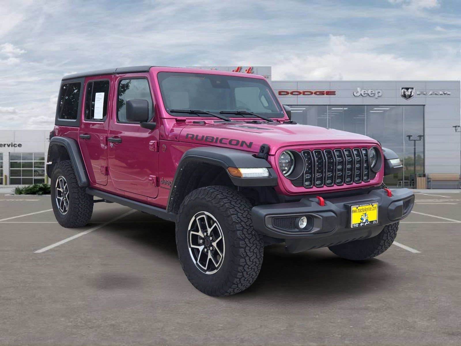 Used 2024 Jeep Wrangler Unlimited Rubicon w/ Safety Group AWD/4WD image 7