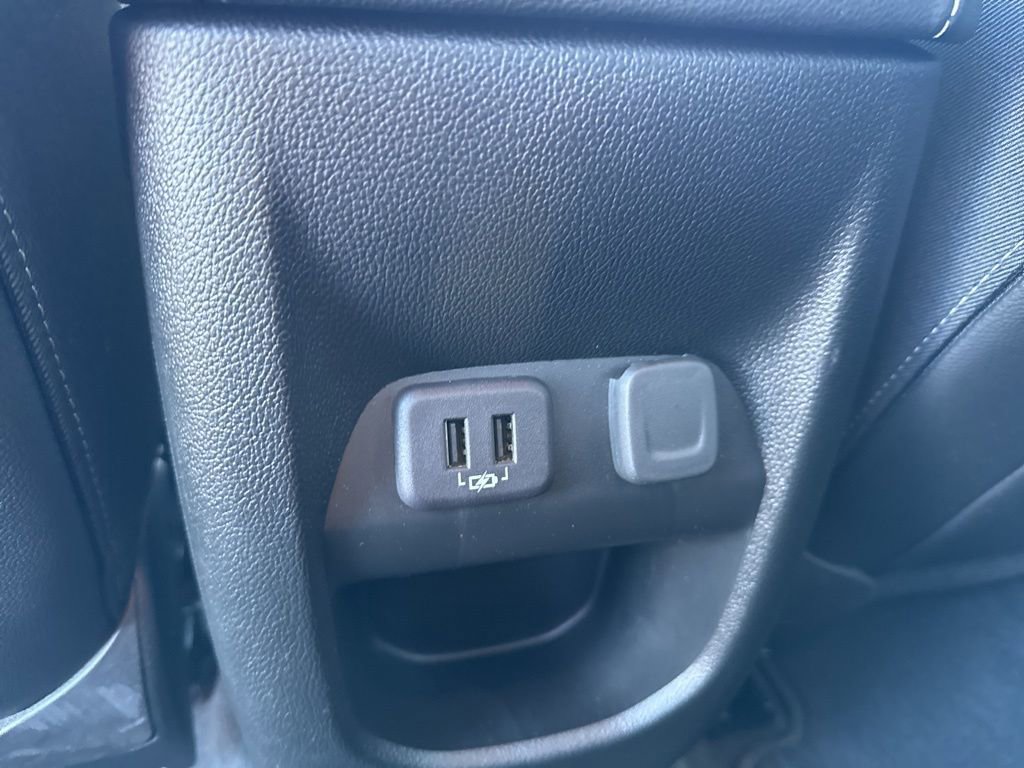 Used 2022 Chevrolet Colorado ZR2 image 18