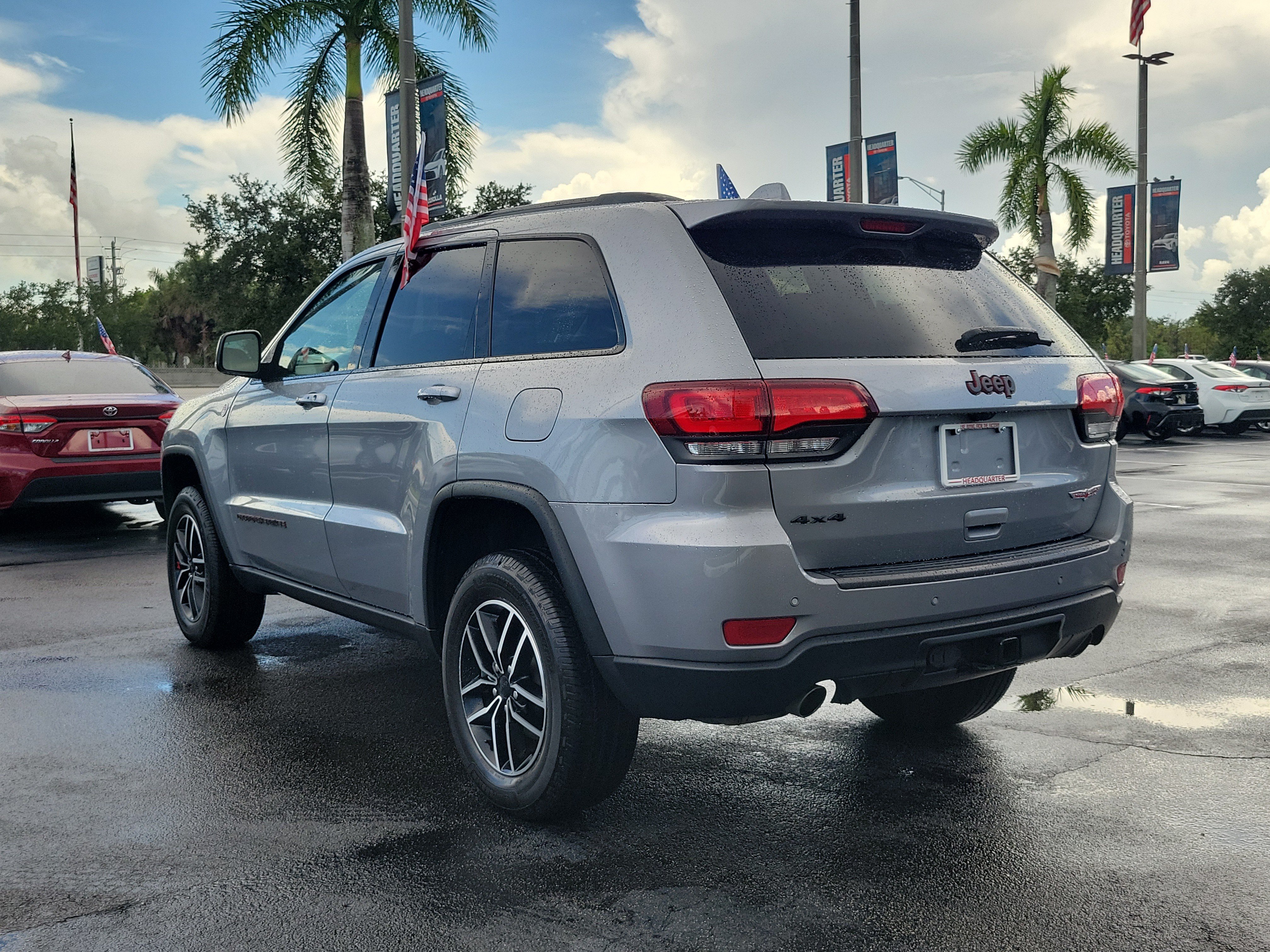 Used 2020 Jeep Grand Cherokee Trailhawk AWD/4WD image 9