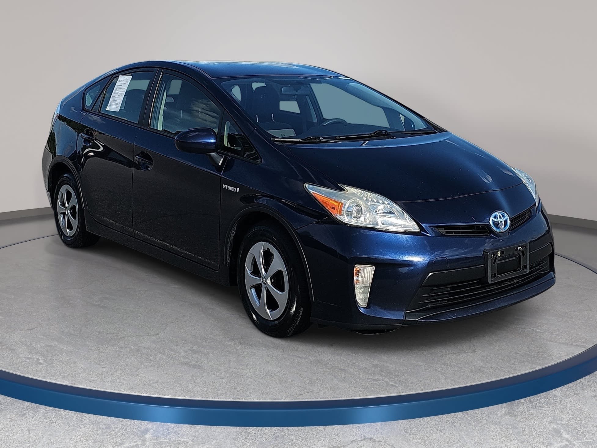Used 2015 Toyota Prius Two FWD image 3